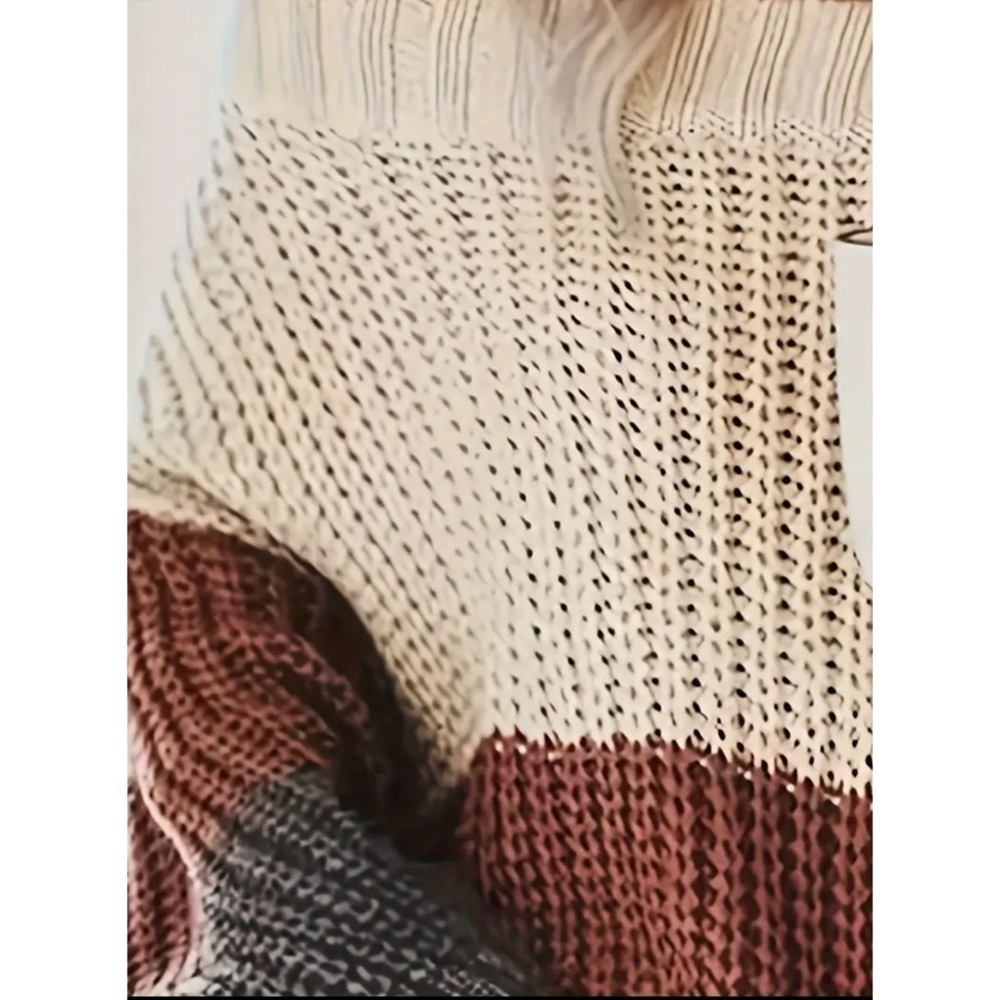 LAST 1! Gorgeous Off Shoulder Oversized Color Block Knit Sweater! - Picture 6 of 8